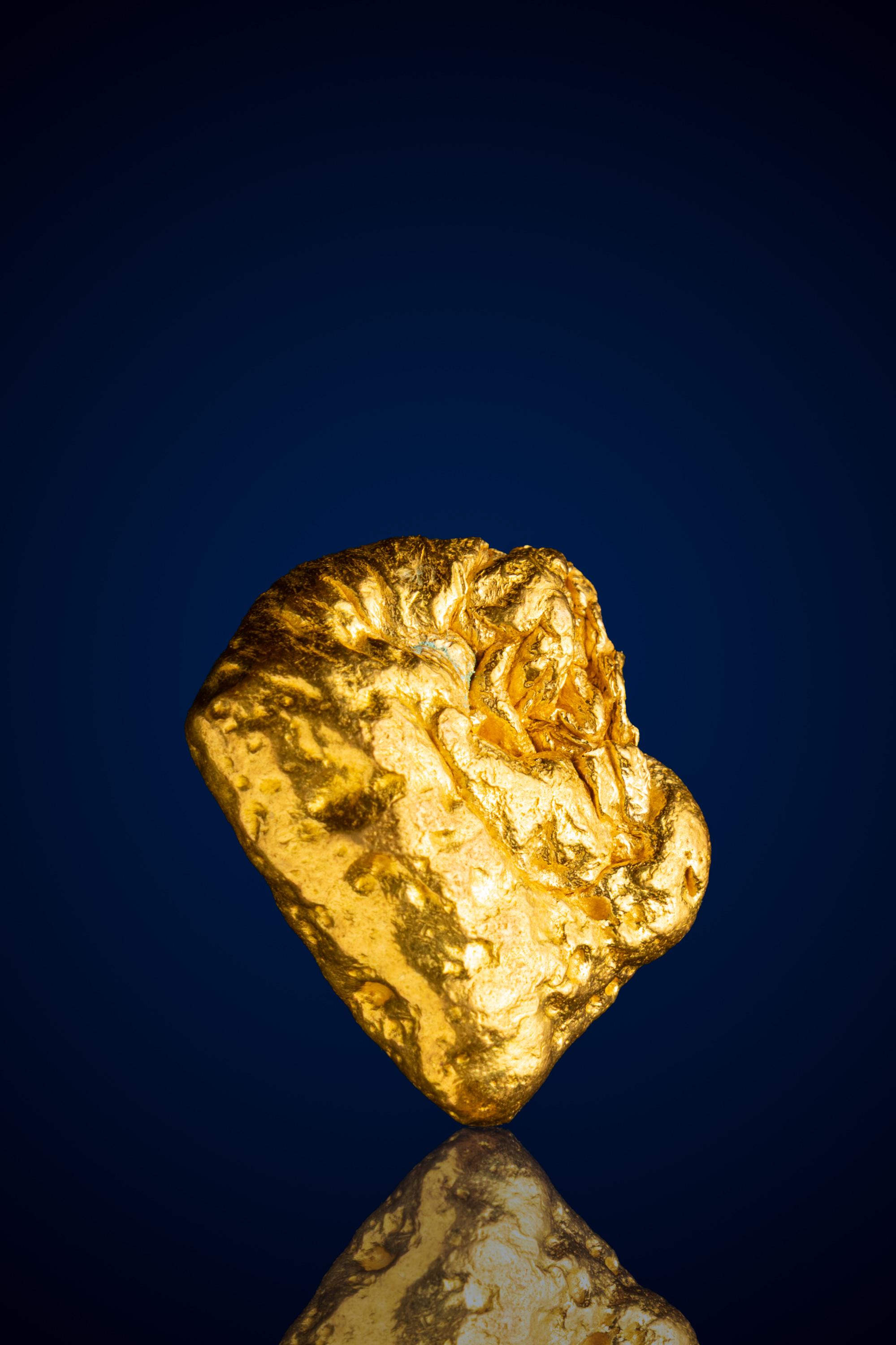 Brilliant, Dense Natural Gold Nugget - Australia - 22.27 grams (image for) Brilliant, Dense Natural Gold Nugget - Australia - 22.27 grams